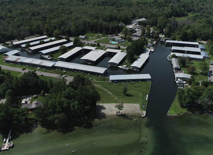 Lefroy Harbour Resorts