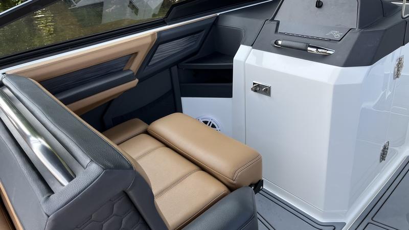 Used-Coblat-R6-Surf-13