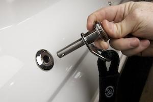 Cobalt R8 Surf Walkers Point Marina