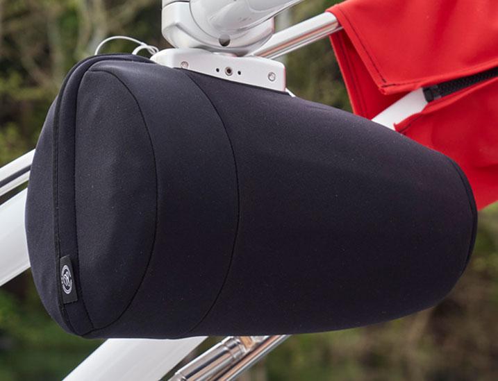 Cobalt R8 Surf Walkers Point Marina