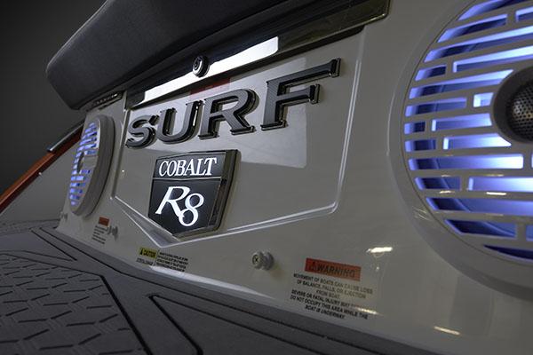 Cobalt R8 Surf Walkers Point Marina